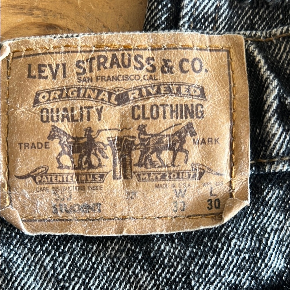 Classic Black Denim Jeans - Picture 4 of 8